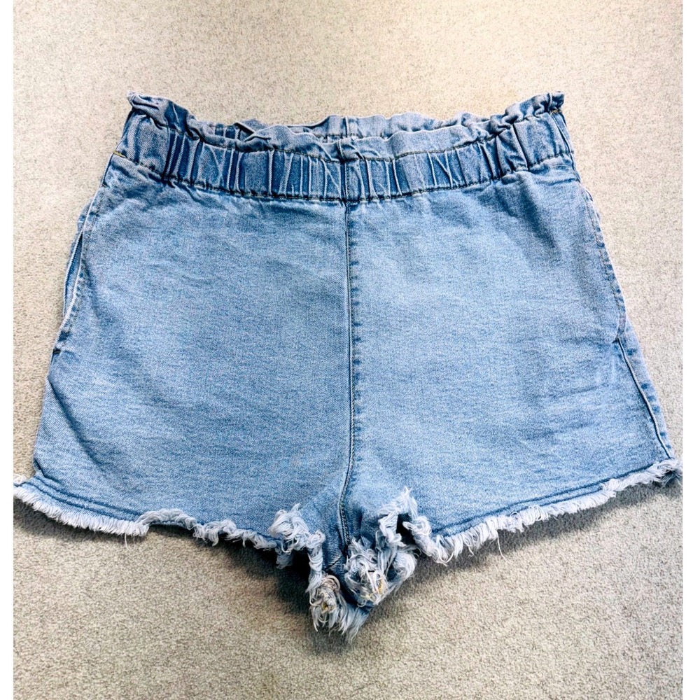 Material Girl XL Paperbag Waist Denim Shorts Light Wash Frayed Hem High Rise